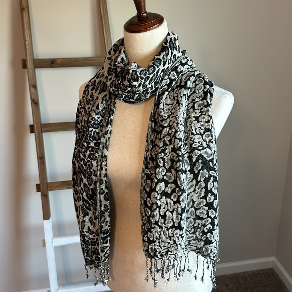 Animal Print Scarf with Fringe - Picture 4 of 17